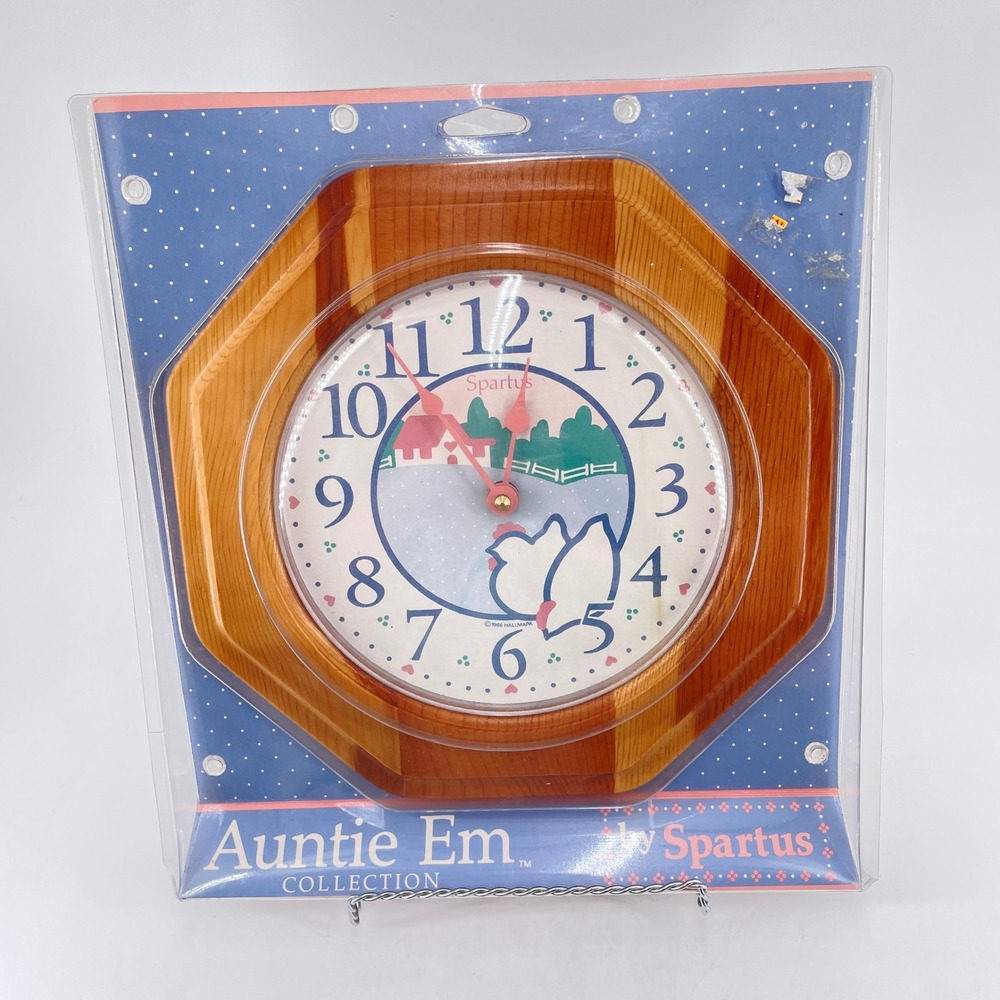 Vintage 1986 Hallmark Auntie Em Spartus Chicken Little Octagon Wall Clock Blue